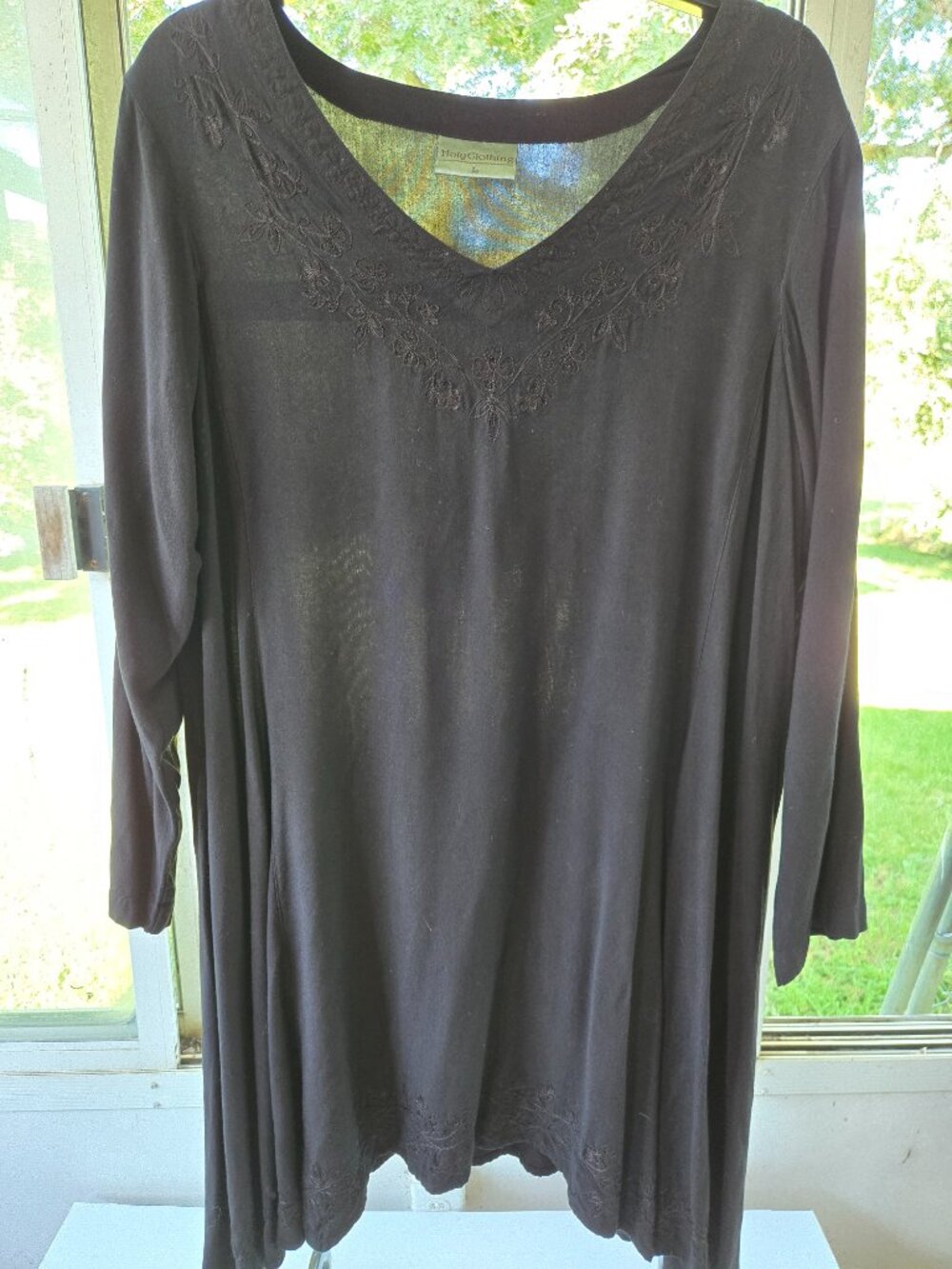 Holy Clothing Embroidered Boho Dress Black Size Large 100% Viscose/Rayon
